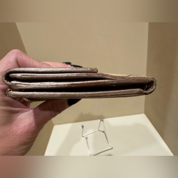 Gucci GG Interlocking Heart Bifold Wallet - Picture 9 of 10